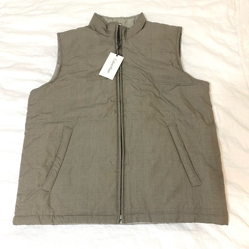 Taupe Checkered Calvin Klein Puffer Vest (Size Large) (Men’s) reversible